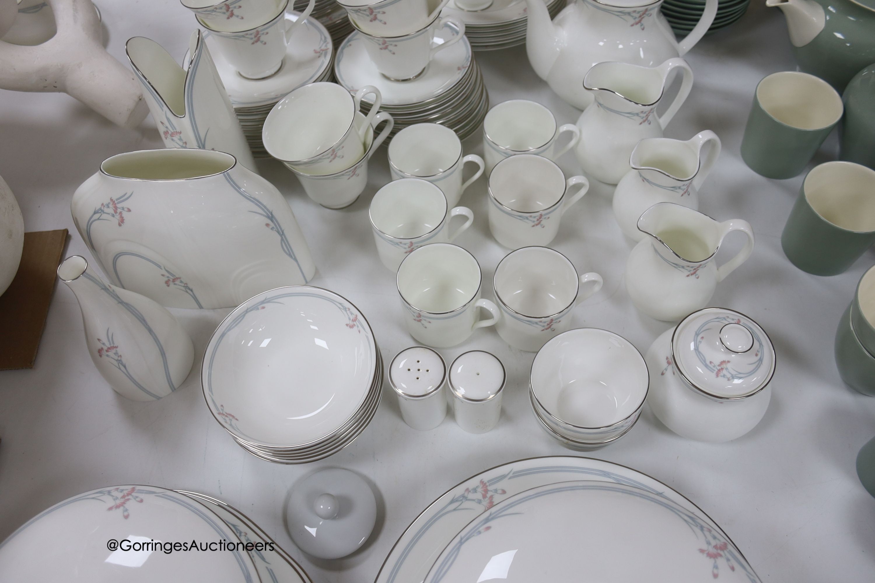 A Royal Doulton Carnation tea and coffee dinner service